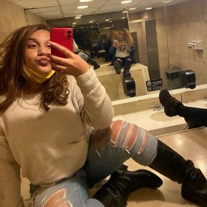 Meet your Posher, Jaida